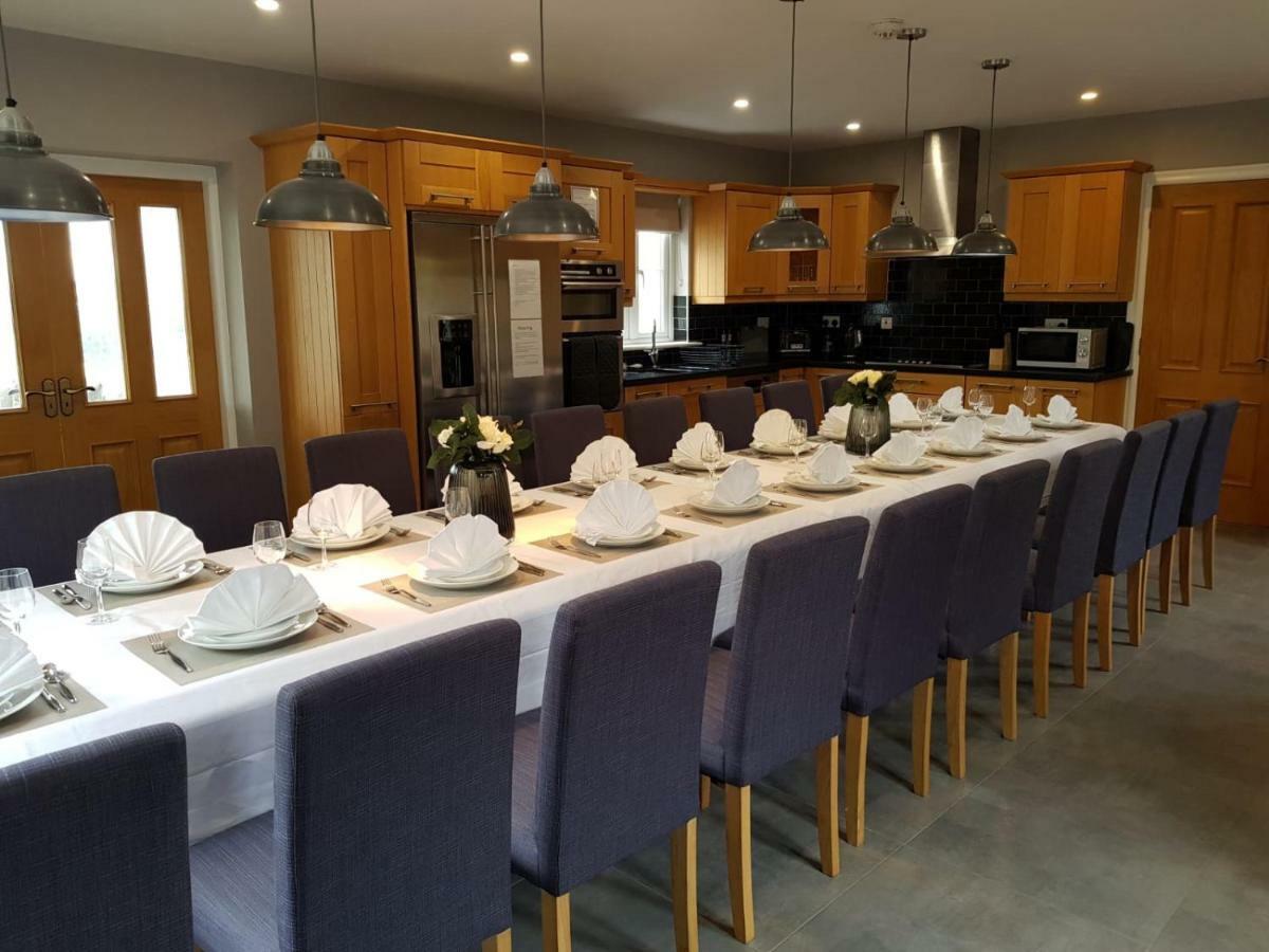 Four Winds,Kinsale Town,Exquisite Holiday Homes,Sleeps 26 المظهر الخارجي الصورة