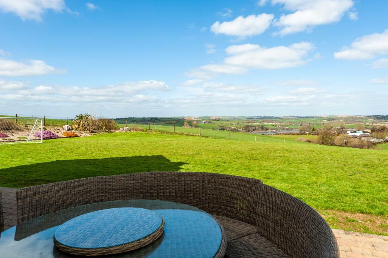 Four Winds,Kinsale Town,Exquisite Holiday Homes,Sleeps 26 المظهر الخارجي الصورة
